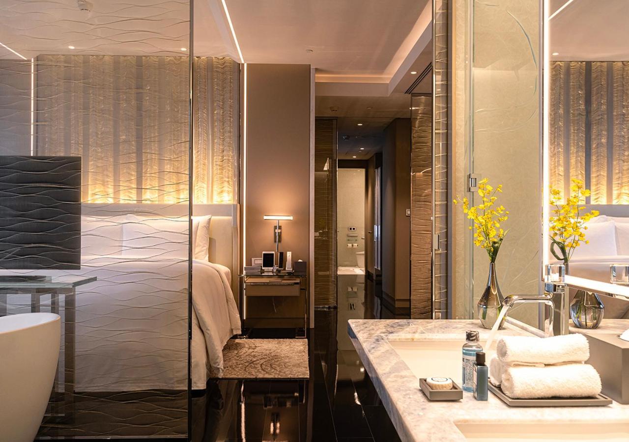 J Hotel, Shanghai Tower - Above All Else, Overlooking The Bund Екстер'єр фото