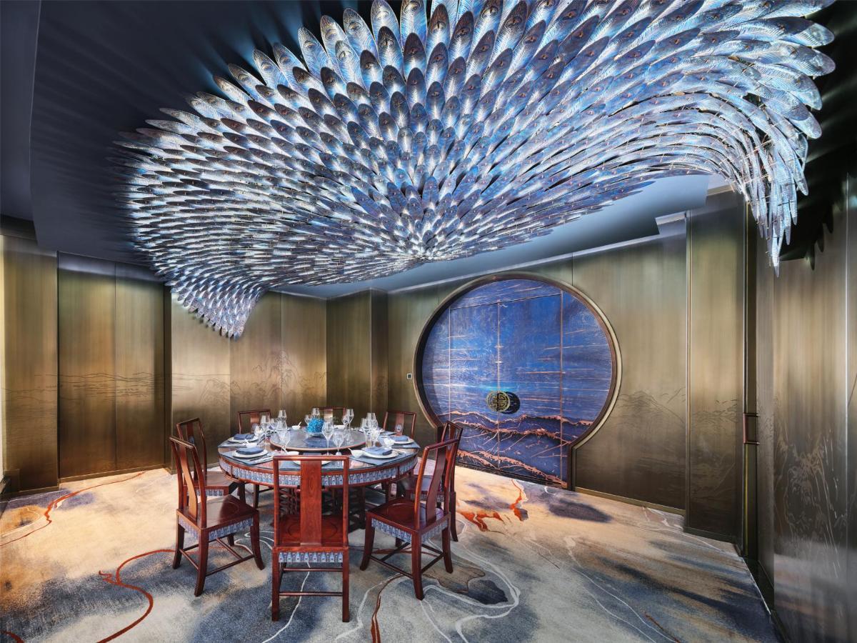 J Hotel, Shanghai Tower - Above All Else, Overlooking The Bund Екстер'єр фото